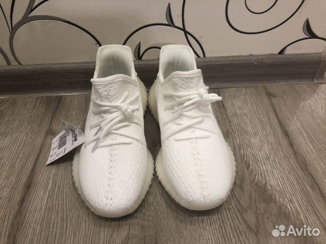 Кроссовки adidas