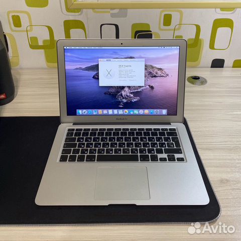 MacBook Air 13 2011 в идеальном состоянии