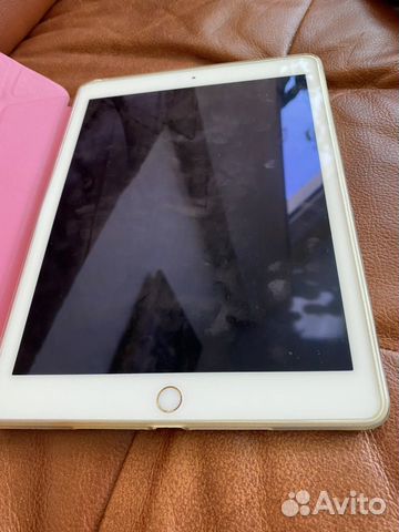 iPad Air 2 с симкартой и WiFi Ростест 16 гб золото