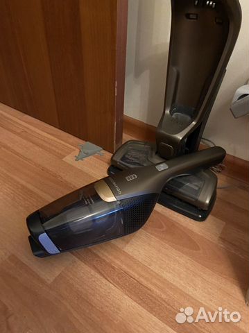 Пылесос Electrolux EER77MBM Пылесос Electrolux EER77MBM