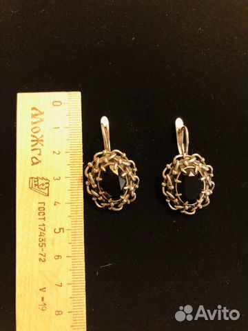 Серебрянные серьги с камнями Серебрянные серьги с камнями