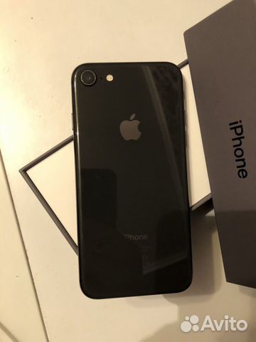 Телефон iPhone 8 Телефон iPhone 8