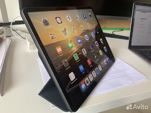 iPad Pro 12,9 (2018) 3 поколение iPad Pro 12,9 (2018) 3 поколение