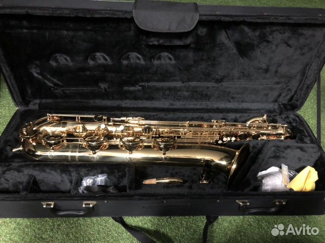 Саксофон Баритон J. Michael BAR-2500