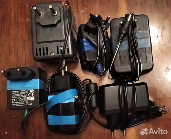 Зарядное устройство