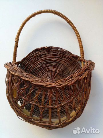 Корзина плетёная