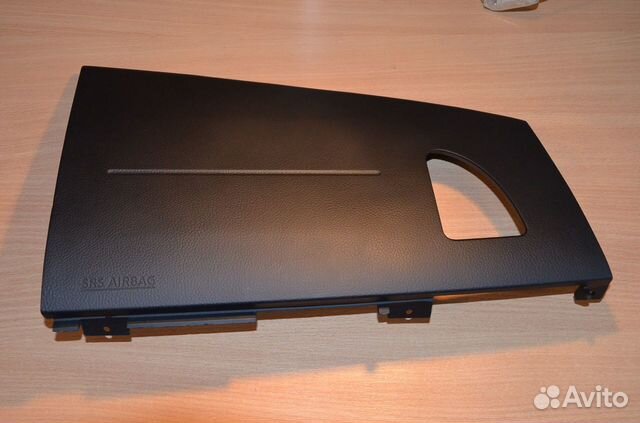 Накладка подушки пассажира Ниссан Тиида