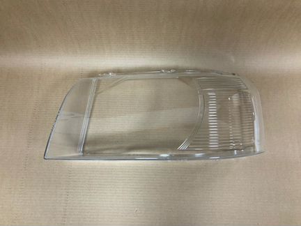 Новые стекла фар Land Rover Freelander 2 2006-2012