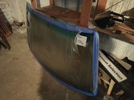 Bmw 850 E31 Лобовое стекло, новое. Германия