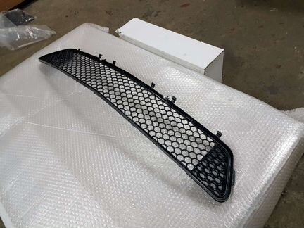 Решетка бампера Mercedes W 212 AMG 2009г - 2013г