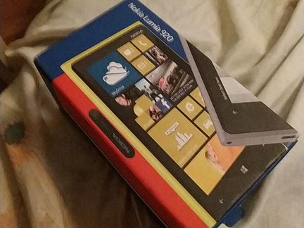 Смартфон Nokia Lumia 920