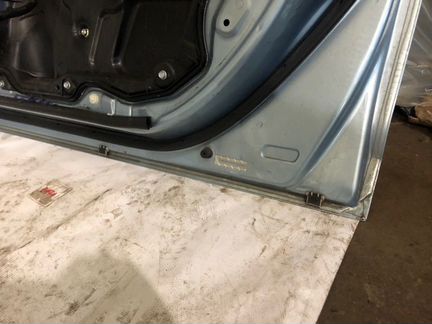 Дверь передняя правая Mazda 3 BK Z6 2007
