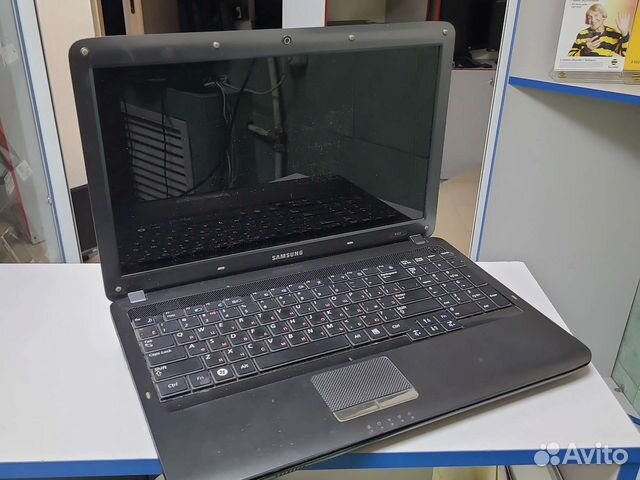По запчастям ноутбук Samsung R525 не вкл
