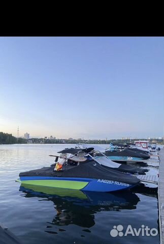Катер-буксировщик Tige RZR + прицеп