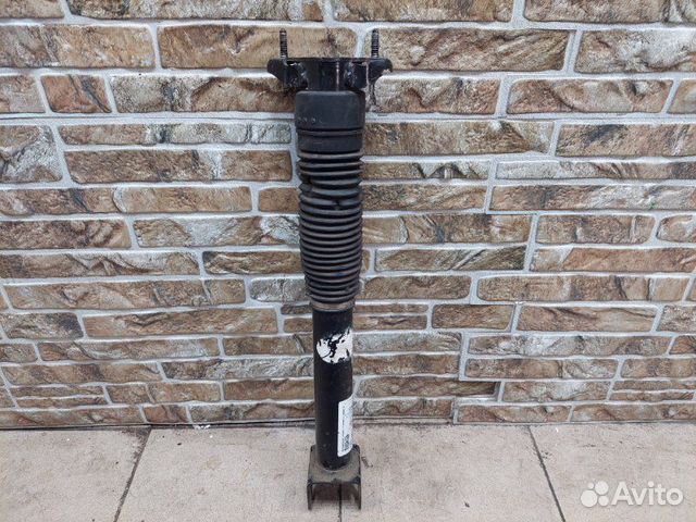 Амортизатор подвески задний левый Mercedes-Benz