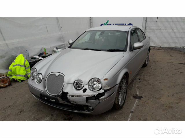 Разбирается на запчасти jaguar S-type 2004-2008