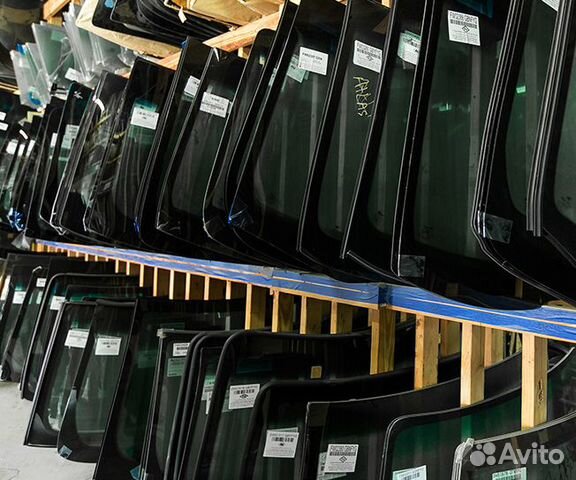 Стекла для Nissan левый руль