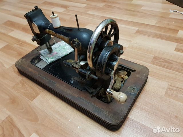 Швейная машина Wettina Familiae