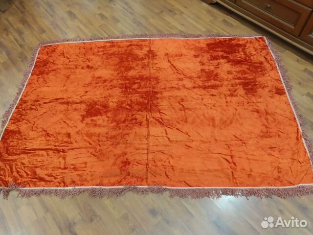 Скатерть плюшевая с бахромой старинная винтаж