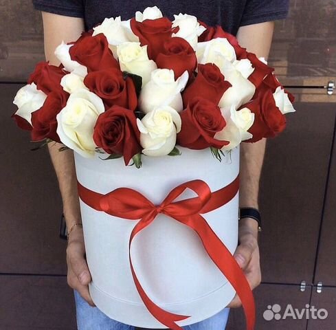 Букет роз 37 штук в коробке