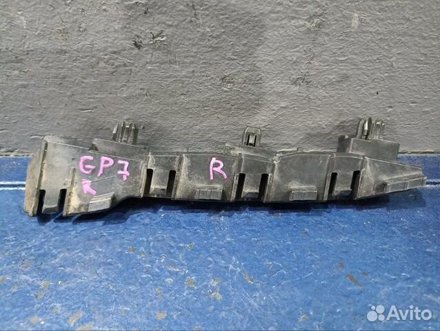 Крепление бампера переднее правое Subaru Xv GP