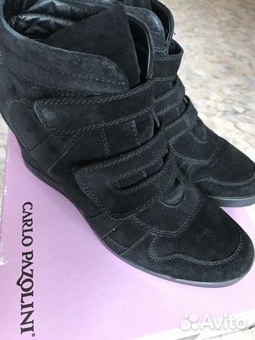 Ботинки Р-Р 39-40. Замшевые. Carlo Pazolini