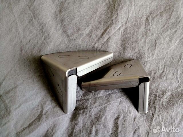 Причалка/Уголок каменщика