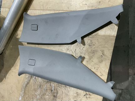 Накладка стойки задней jaguar XF правая левая