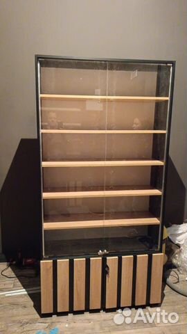 Витрины для табака и вейпов