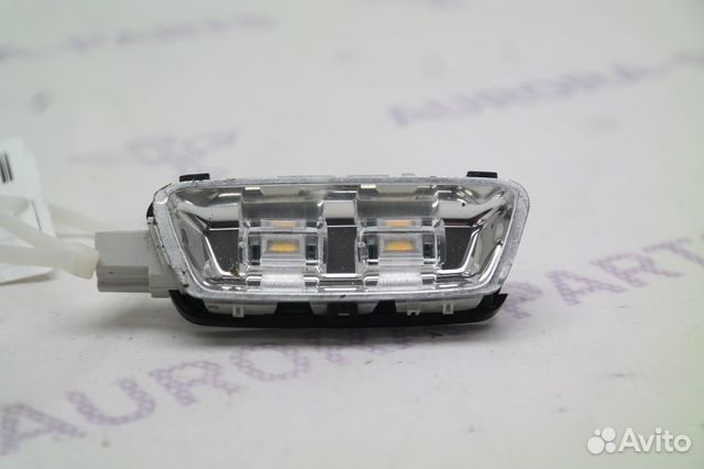 Плафон Mercedes GLC W253