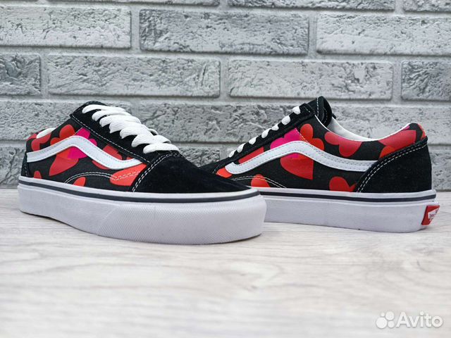 Слипоны vans с принтом сердце