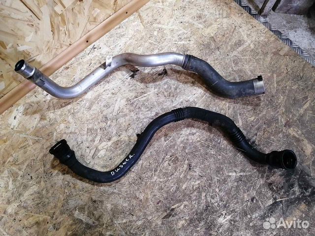 Патрубок Интеркуллера Рено дастер 144607625R