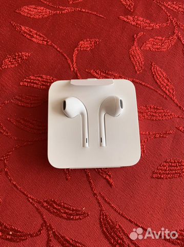 Новые. Apple EarPods (нераспечатанные)