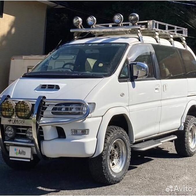 Делика конструктор. Делика офф роуд. Митсубиси делика 1996. Митсубиси делика 4х4 2015. Мицубиси делика камчатка.