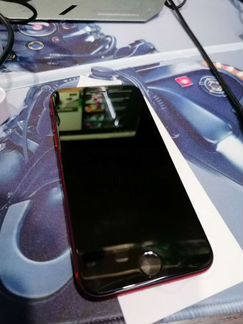 Телефон iPhone 8 red 64gb
