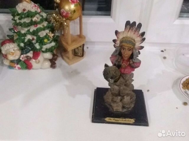 Фигурка декоративная