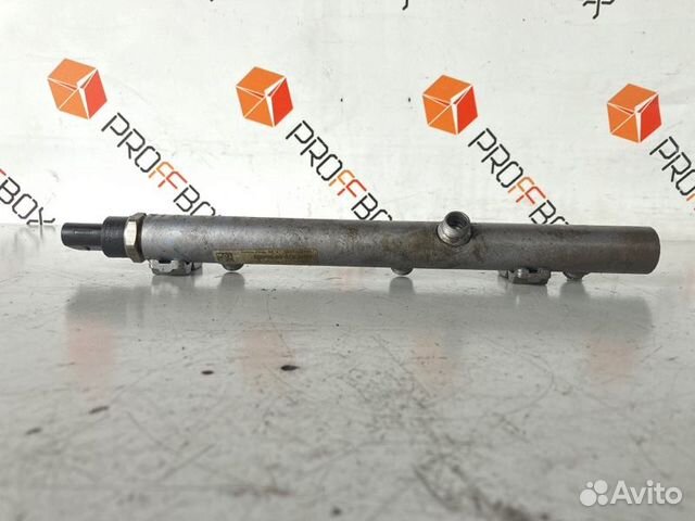 Топливная рампа правая Mercedes E-Class W211 OM642