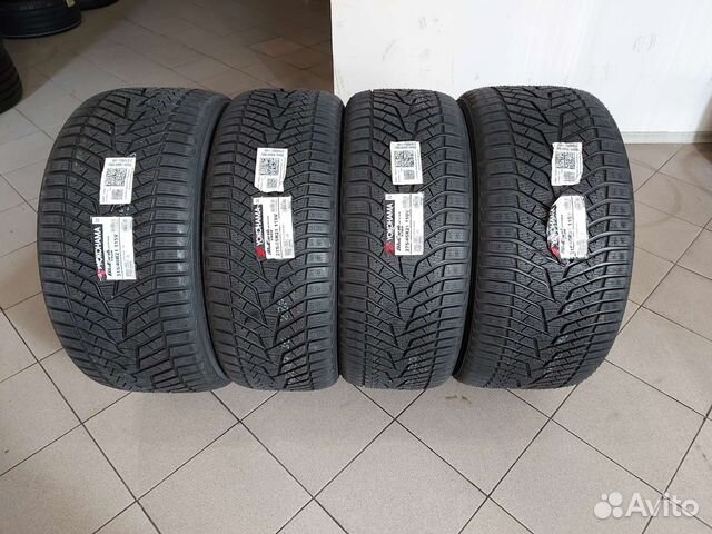 Yokohama BluEarth Winter V905 315/40 R21 и 275/45 R21