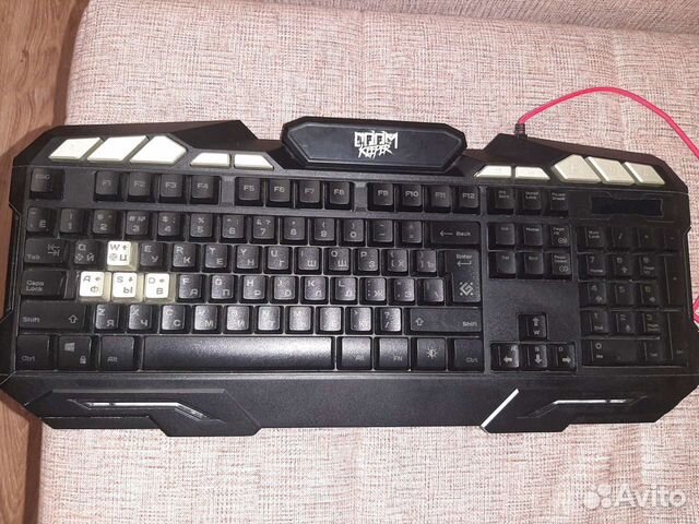 Игровая клавиатура и мышь v9m