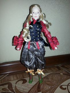 Кукла Алиса в стране чудес