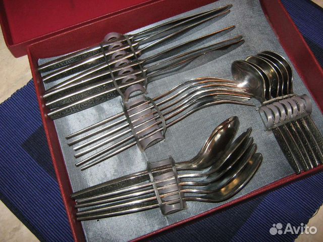 Набор столовых приборов новый