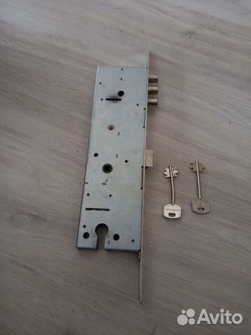 Замок для входной двери бу