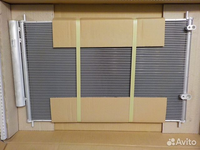 Toyota Corolla Радиатор кондиционера