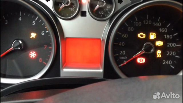 Форд фокус 2 не гаснет дисплей на приборке - 81 фото