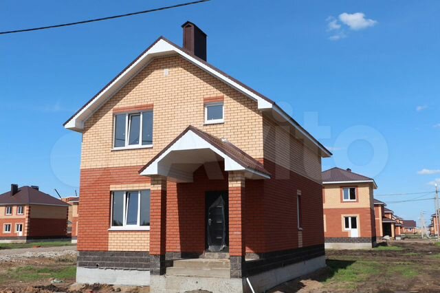 Коттедж 134,8 м² на участке 8 сот.