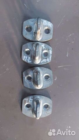 Ответная часть замка на Toyota Mark X