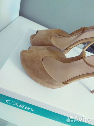 Босоножки женские новые