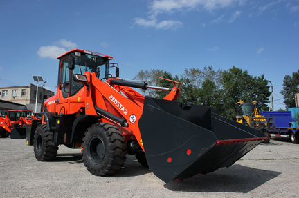 Фронтальный погрузчик Redstar 2500GTS, 2023