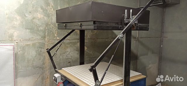 Вакуумный формовщик