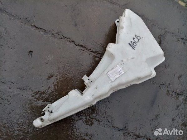 Бачок омывателя Audi A6 C6